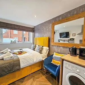 apt-cobblestone-studio.cardiffhotelswales.com/